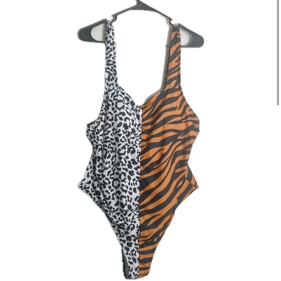 Women’s Two- Tone NWOT Swimsuit - Picture 2 of 4